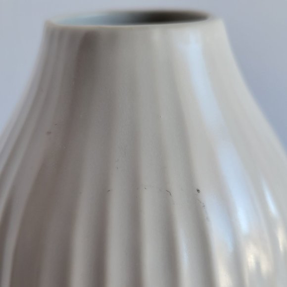 Large White Ceramic Vase - Picture 9 of 14